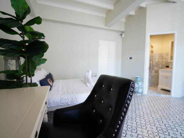 Imagen de la habitación del Hotel 2499 Heritage Chinatown Bangkok By RoomQuest. Foto 16
