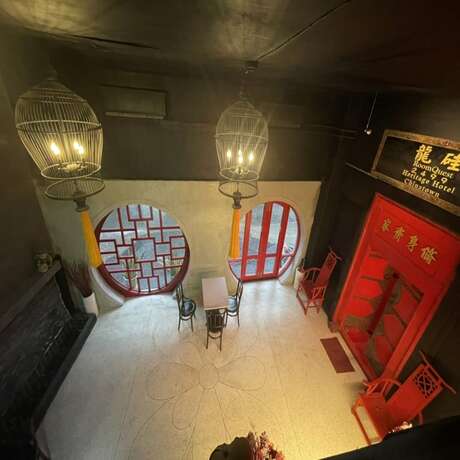 Imagen general del Hotel 2499 Heritage Chinatown Bangkok By RoomQuest. Foto 13