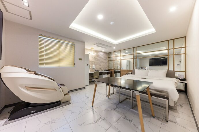 Imagen general del Hotel 24st Prestige. Foto 10