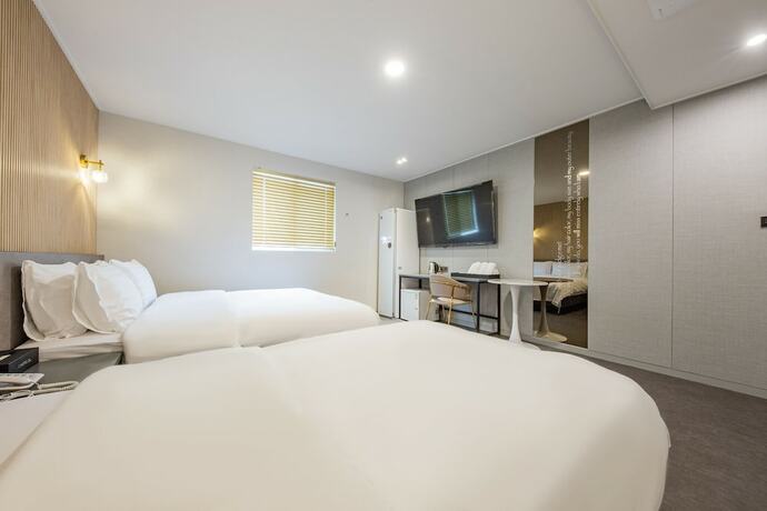 Imagen de la habitación del Hotel 24st Prestige. Foto 20