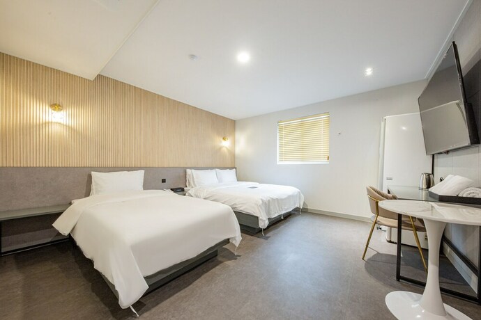Imagen de la habitación del Hotel 24st Prestige. Foto 23