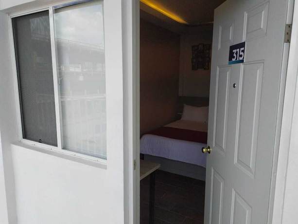 Imagen de la habitación del Hotel 25, Monterrey. Foto 3
