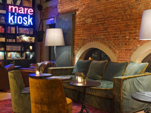 Imagen de los interiores del Hotel 25hours Altes Hafenamt. Foto 17