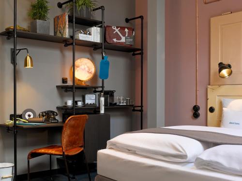 Imagen de la habitación del Hotel 25hours Altes Hafenamt. Foto 15