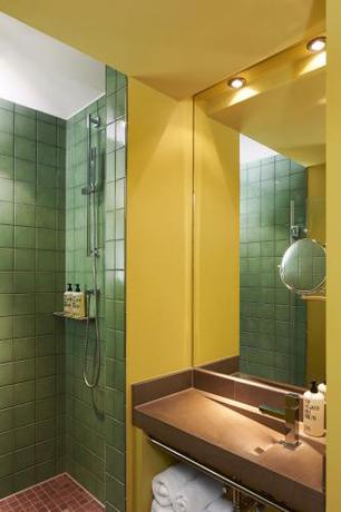 Imagen de la habitación del Hotel 25hours Frankfurt The Goldman. Foto 13