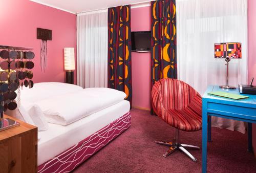 Imagen de la habitación del Hotel 25hours Frankfurt The Goldman. Foto 20