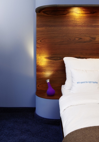 Imagen de la habitación del Hotel 25hours Hafencity. Foto 6