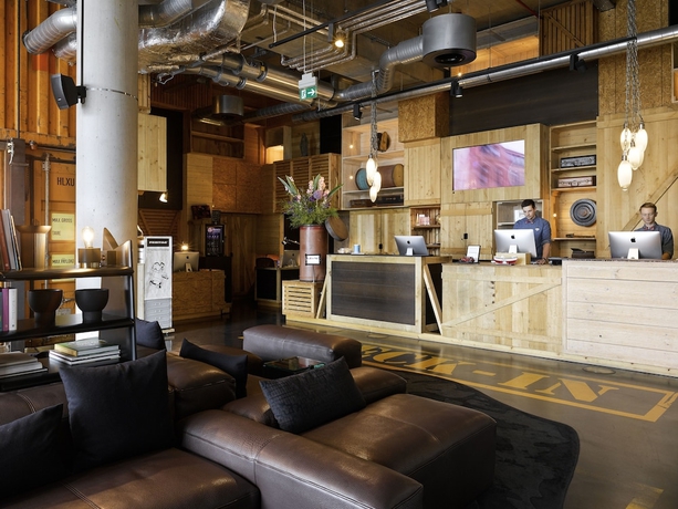 Imagen de los interiores del Hotel 25hours Hafencity. Foto 15