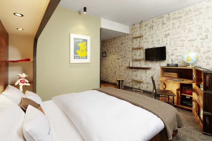 Imagen de la habitación del Hotel 25hours Hafencity. Foto 11