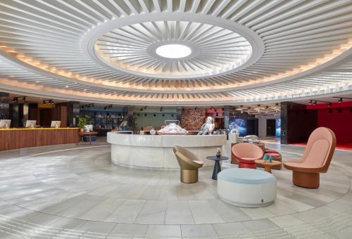 Imagen general del Hotel 25hours The Circle. Foto 1