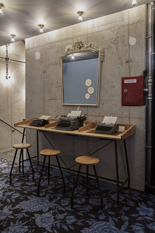 Imagen de los interiores del Hotel 25hours The Royal Bavarian. Foto 16