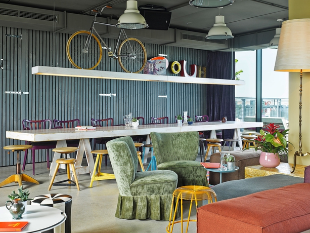 Imagen del bar/restaurante del Hotel 25hours Vienna At Museumsquartier. Foto 9