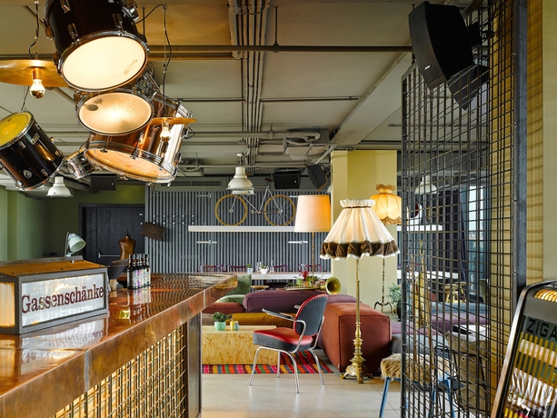 Imagen del bar/restaurante del Hotel 25hours Vienna At Museumsquartier. Foto 11