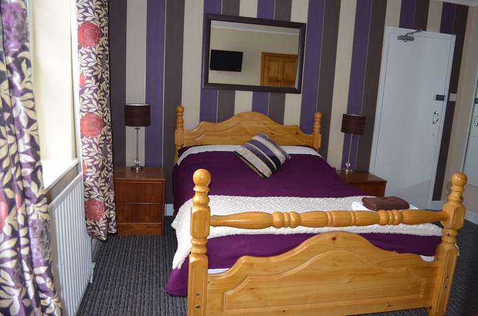 Imagen de la habitación del Hotel 261. Foto 6