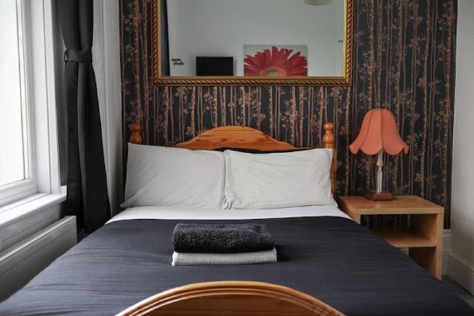 Imagen de la habitación del Hotel 261. Foto 8