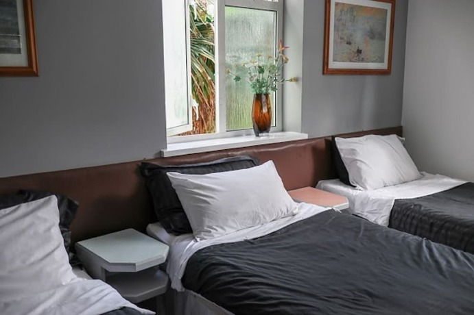 Imagen de la habitación del Hotel 261. Foto 9