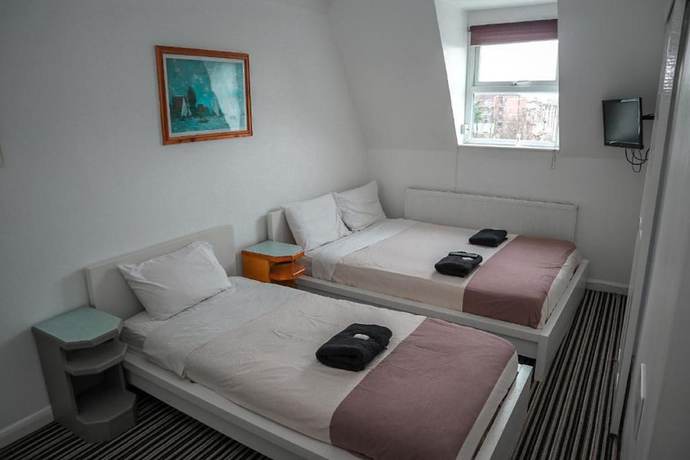 Imagen de la habitación del Hotel 261. Foto 11