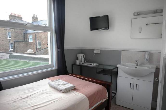 Imagen de la habitación del Hotel 261. Foto 16