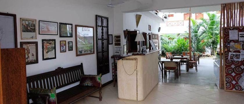 Imagen de los interiores del Hotel 27 Cafe Zanzibar Airport. Foto 18