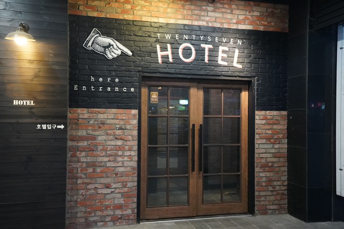 Imagen general del Hotel 27 HOTEL. Foto 3