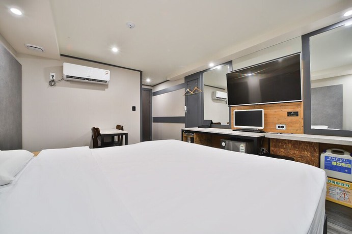 Imagen de la habitación del Hotel 27 HOTEL. Foto 13