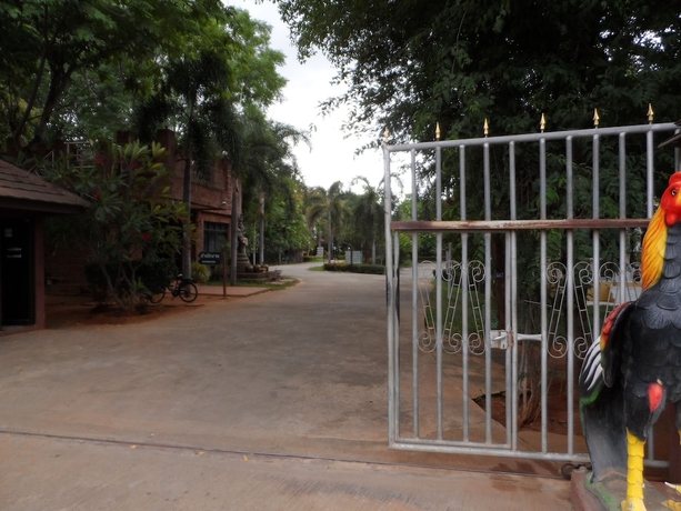 Imagen de los interiores del Hotel 27 Resort. Foto 18