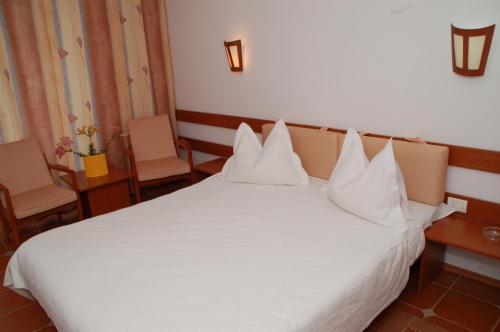 Imagen de la habitación del Hotel 2D Resort and Spa. Foto 6
