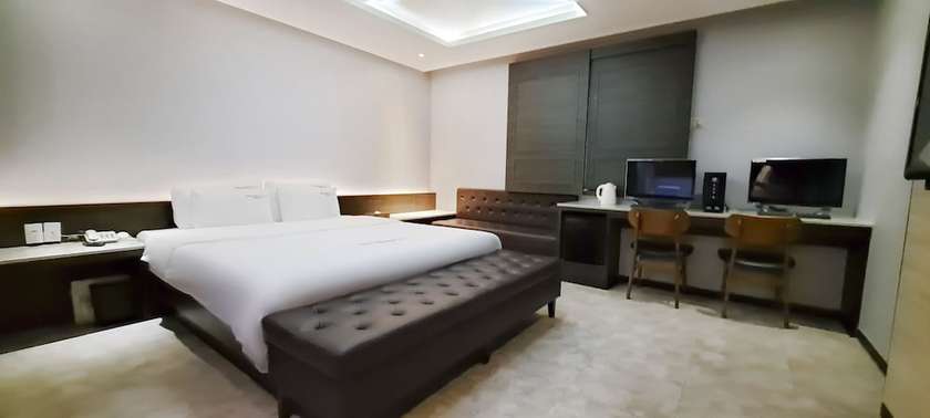 Imagen de la habitación del Hotel 2Heaven. Foto 5