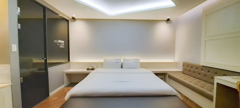 Imagen de la habitación del Hotel 2Heaven. Foto 9