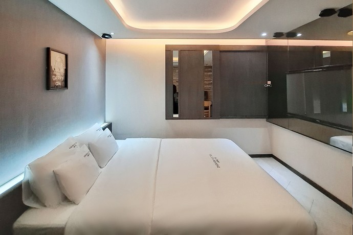 Imagen de la habitación del Hotel 2Heaven. Foto 12