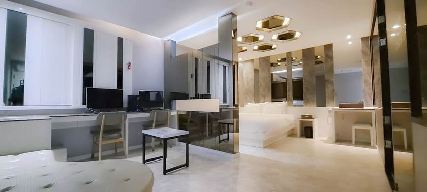 Imagen de la habitación del Hotel 2Heaven. Foto 17