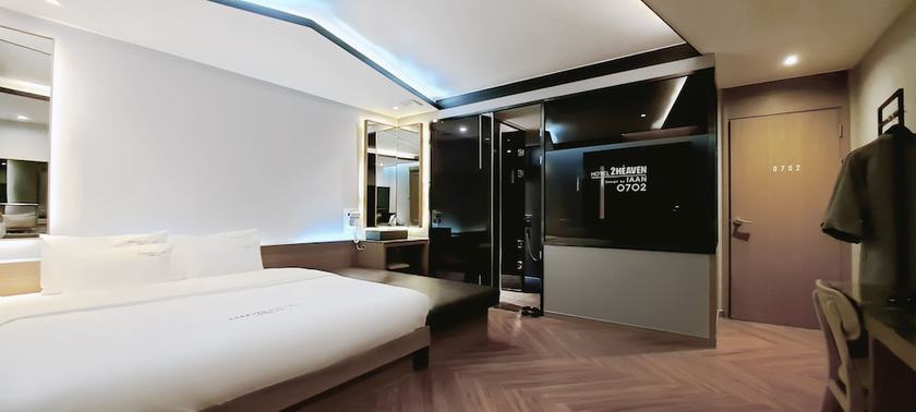 Imagen de la habitación del Hotel 2Heaven. Foto 18