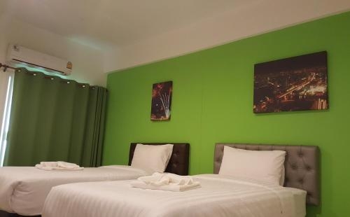 Imagen de la habitación del Hotel 2bedtel. Foto 10