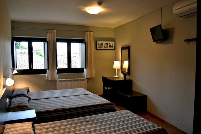 Imagen de la habitación del Hotel 3 Arcs. Foto 7