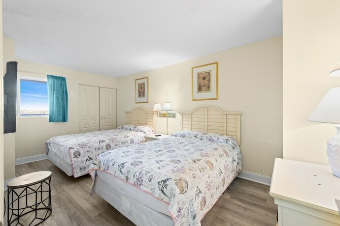 Imagen general del Hotel 3 BR Units at Bay Watch by Elliott. Foto 3