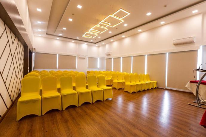 Imagen general del Hotel 3 BY OYO Nami Residency Ahmedabad. Foto 9