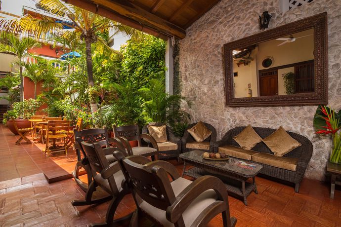 Imagen de los interiores del Hotel 3 Banderas. Foto 19
