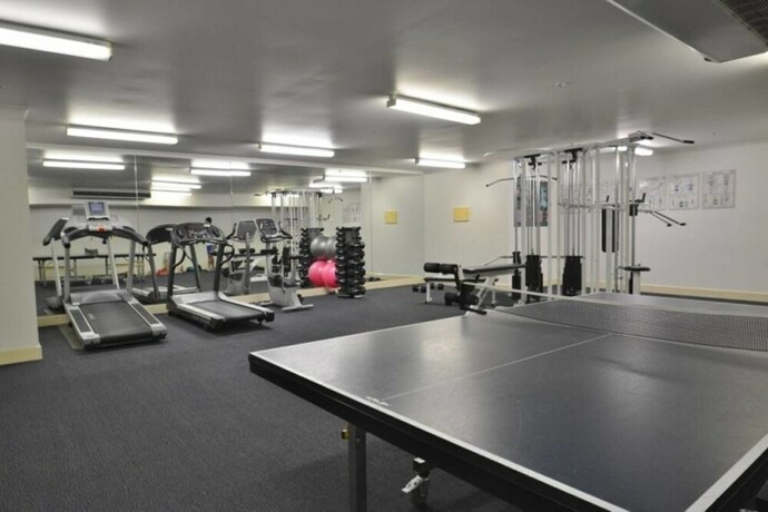 Imagen de los interiores del Hotel 3 Bedrooms 2 Car Parks Carlton Garden Opposite. Foto 20