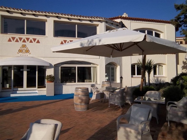 Imagen de los exteriores del Hotel 3 Botti. Foto 7