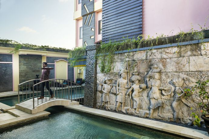 Imagen de la piscina del Hotel 3 Princess Boutique and Spa. Foto 17