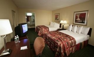 Imagen de la habitación del Hotel 31 Near Galleria - formerly Holiday Inn Galleria. Foto 1