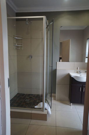 Imagen de la habitación del Hotel 314 On Clark Guest House. Foto 15
