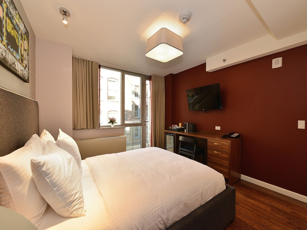 Imagen de la habitación del Hotel 32 32. Foto 6