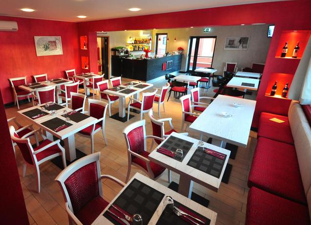 Imagen del bar/restaurante del Hotel 325 Tor Vergata. Foto 3