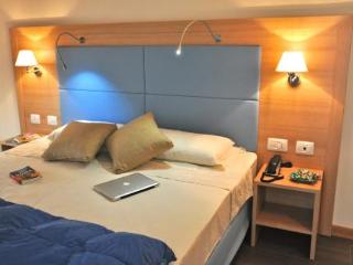 Imagen de la habitación del Hotel 325 Tor Vergata. Foto 6