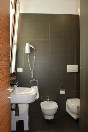 Imagen de la habitación del Hotel 33 Baroni. Foto 5