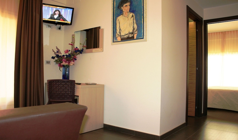 Imagen de los interiores del Hotel 33 Baroni. Foto 13