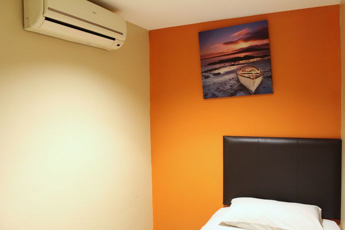 Imagen de la habitación del Hotel 33 Cheras. Foto 8