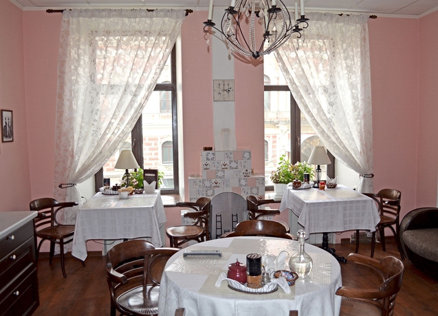 Imagen del bar/restaurante del Hotel 33 Pleasures. Foto 3