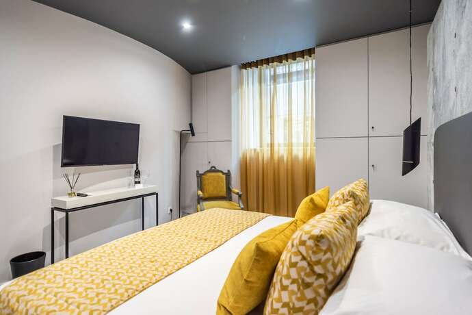 Imagen general del Hotel 33 Solonos Suites. Foto 2